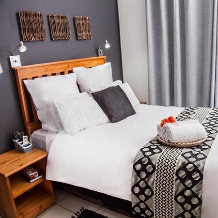 Mbs Guest House Lephalale Bagian luar foto