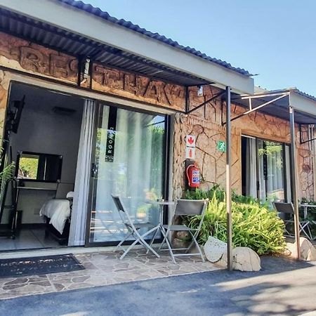 Mbs Guest House Lephalale Bagian luar foto